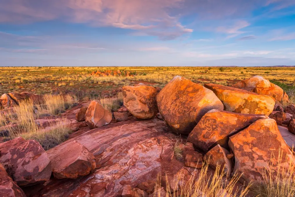 Northern Territory landscape with rocks and grass